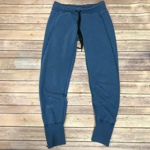 Lululemon Heathered Limitless Blue Pleasing Pant